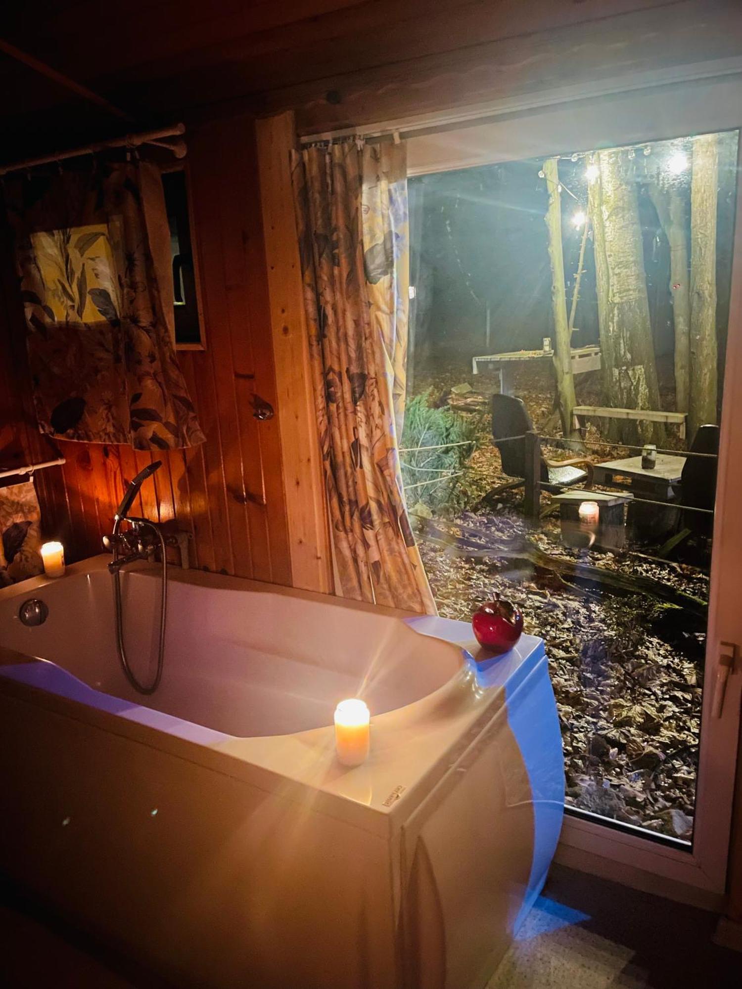 Romantyczna Chatka Pisarzowice  Dış mekan fotoğraf
